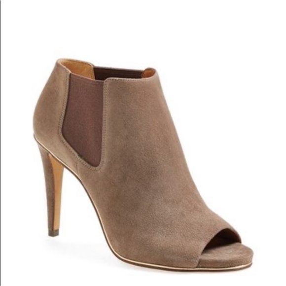 Coach Adriana Peep Toe Suede Heel Size 8 B - Picture 1 of 13